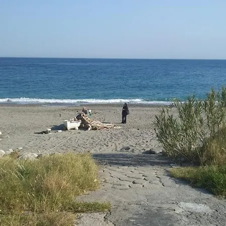 Movida Sea Forza D'Agro' - Taormina Apartment *